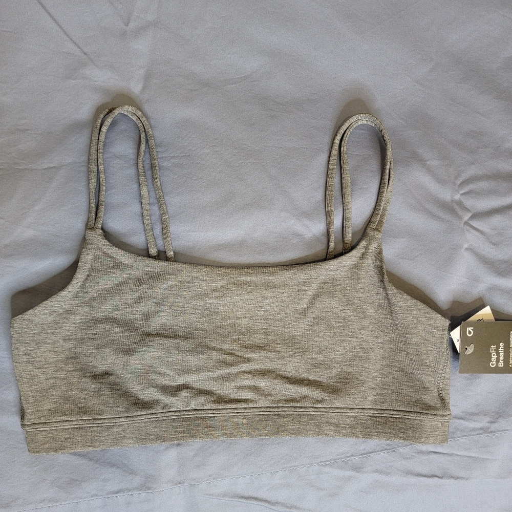 GapFit Sport bra